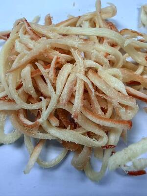 Αλατισμένες λωρίδες καλαμάριων