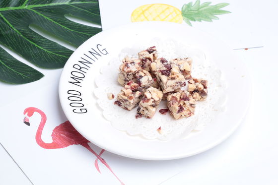 Μια κρίσιμη στιγμή καρυδιών σουσαμιού δαγκωμάτων τριζάτη, ιδιωτική ετικέτα πρόχειρων φαγητών καρυδιών διαθέσιμη